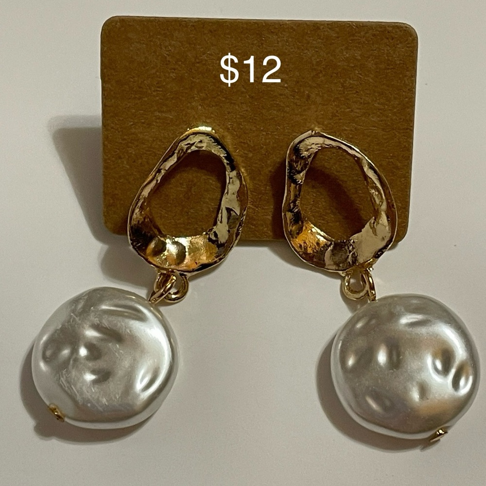 Elegant Gold and White Dangle Earrings